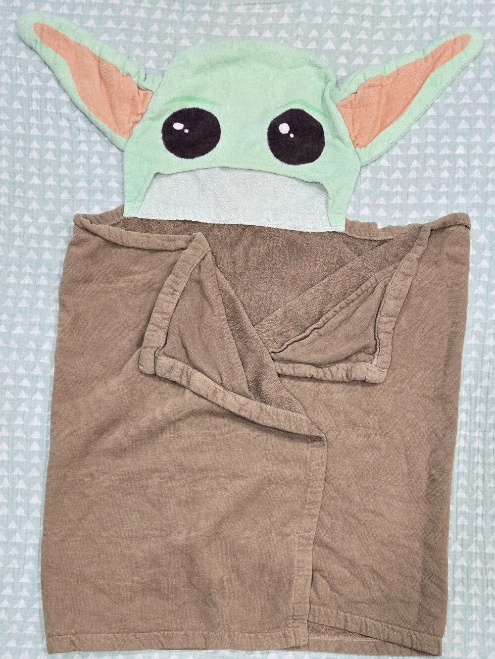 Grogu (Baby Yoda) Hooded Bath Towel